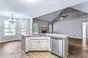 1020 Shumard Ln, McDonough, GA 30252 - Photo 10