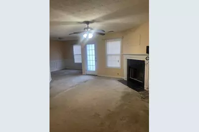 2083 Manhattan Parkway, Decatur, GA 30035 - Photo 4