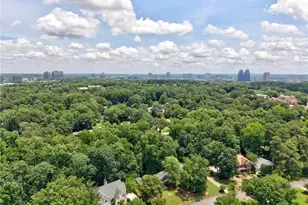 6311 Hunting Creek Rd, Atlanta, GA 30328 - Photo 42