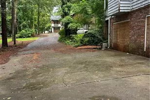 4350 Alison Jane Dr NE, Kennesaw, GA 30144 - Photo 32
