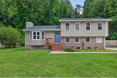 95 S Meadowcliff Circle S, Carrollton, GA 30116 - Photo 1
