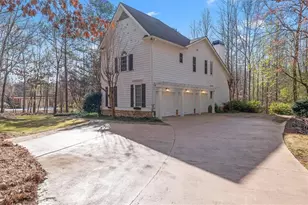 103 Smith Forest Ln, Alpharetta, GA 30004 - Photo 4