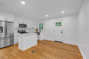 1803 S Gordon St SW, Atlanta, GA 30310 - Photo 8