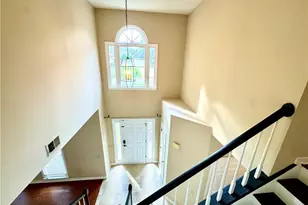 10615 Victory Gate Dr, Alpharetta, GA 30022 - Photo 4