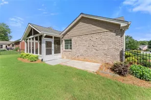 316 Lakeview Bend Cir, Jefferson, GA 30549 - Photo 40