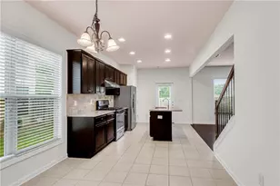 4920 Breezewood Cir, Alpharetta, GA 30004 - Photo 14