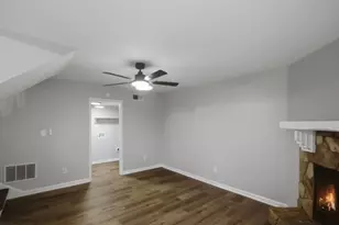 600 Maple Dr, Stone Mountain, GA 30083 - Photo 6