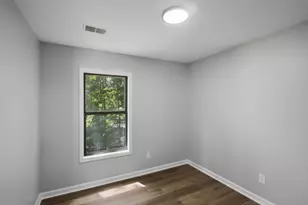 600 Maple Dr, Stone Mountain, GA 30083 - Photo 16