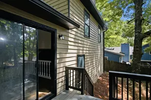 600 Maple Dr, Stone Mountain, GA 30083 - Photo 24