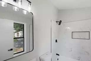 600 Maple Dr, Stone Mountain, GA 30083 - Photo 20