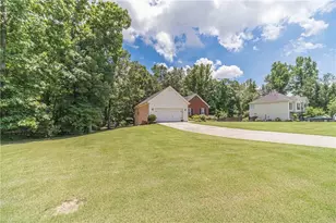 3435 Davan Ln, Monroe, GA 30655 - Photo 6