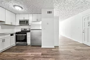 2559 Dale Creek Dr NW, Atlanta, GA 30318 - Photo 16