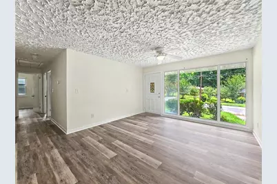 2559 Dale Creek Drive NW, Atlanta, GA 30318 - Photo 10