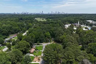 2559 Dale Creek Dr NW, Atlanta, GA 30318 - Photo 40