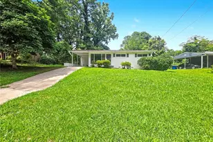 2559 Dale Creek Dr NW, Atlanta, GA 30318 - Photo 2