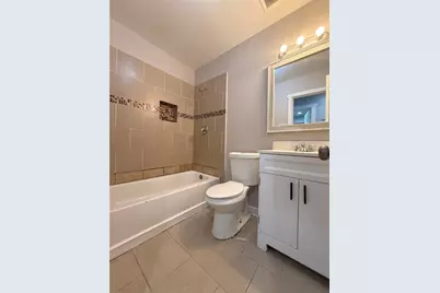 657 Robert E Lee Parkway, Jonesboro, GA 30238 - Photo 10