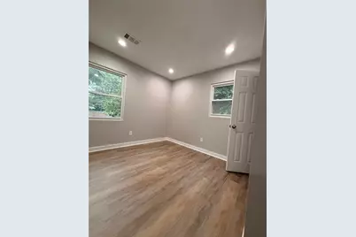 657 Robert E Lee Parkway, Jonesboro, GA 30238 - Photo 22