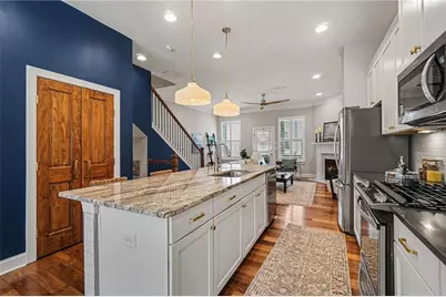 716 Morning Glory Way NE, Atlanta, GA 30324 - Photo 6
