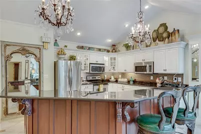 2341 Habersham Drive SW, Marietta, GA 30064 - Photo 18