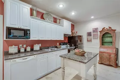 2341 Habersham Drive SW, Marietta, GA 30064 - Photo 90
