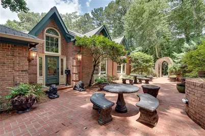 2341 Habersham Drive SW, Marietta, GA 30064 - Photo 8