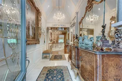 2341 Habersham Drive SW, Marietta, GA 30064 - Photo 10