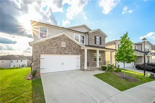 2012 Baron Mnr Dr, Lawrenceville, GA 30044 - Photo 2