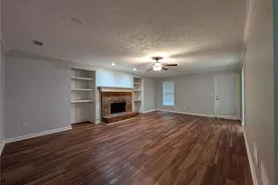 3004 Dogwood Ln, Loganville, GA 30052 - Photo 4