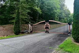 35 Black Bear Ct, Ellijay, GA 30536 - Photo 10