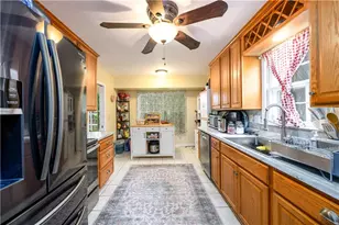 589 Dogwood Dr, Lawrenceville, GA 30046 - Photo 12