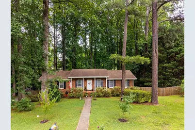 589 Dogwood Drive, Lawrenceville, GA 30046 - Photo 2