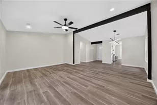 2238 Leslie Brook Dr, Decatur, GA 30035 - Photo 8