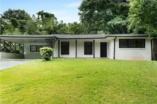 1685 Dunwoody Pl NE, Atlanta, GA 30324 - Photo 2
