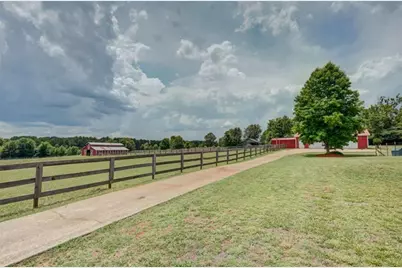 335 Old Farm Road, Fayetteville, GA 30215 - Photo 18