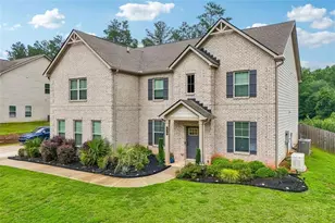 415 Traditions Ln, Hampton, GA 30228 - Photo 2