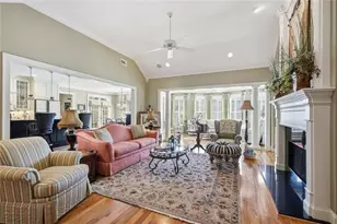 807 Village Greene NW, Marietta, GA 30064 - Photo 6