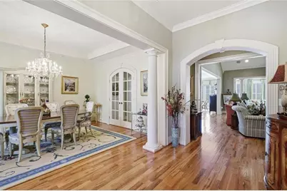 807 Village Greene NW, Marietta, GA 30064 - Photo 4