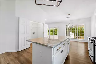 1525 Keystone Dr, Suwanee, GA 30024 - Photo 16