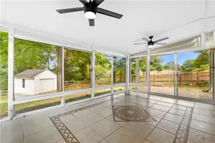 1525 Keystone Dr, Suwanee, GA 30024 - Photo 18