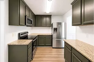 137 Darby Run Dr, Hiram, GA 30141 - Photo 8