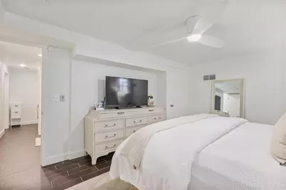 240 Eureka Drive NE, Atlanta, GA 30305 - Photo 26