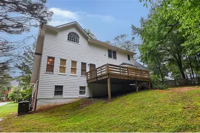 4964 Oak Leaf Terrace, Stone Mountain, GA 30087 - Photo 4