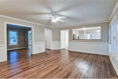 4964 Oak Leaf Terrace, Stone Mountain, GA 30087 - Photo 10