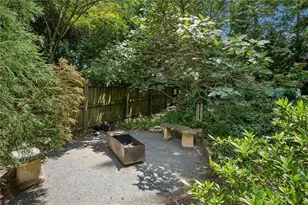 2069 Edinburgh Terrace NE, Atlanta, GA 30307 - Photo 50
