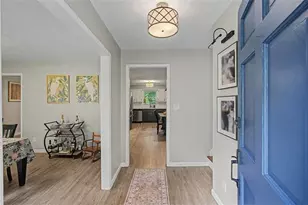 2204 Pine Point Dr, Lawrenceville, GA 30043 - Photo 4