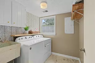 2204 Pine Point Dr, Lawrenceville, GA 30043 - Photo 24