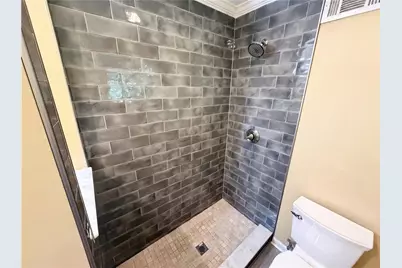 27 Chaumont Square NW, Atlanta, GA 30327 - Photo 14