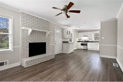 2037 Englewood Way, Snellville, GA 30078 - Photo 8