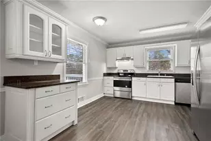2037 Englewood Way, Snellville, GA 30078 - Photo 6