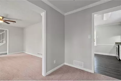 2037 Englewood Way, Snellville, GA 30078 - Photo 4